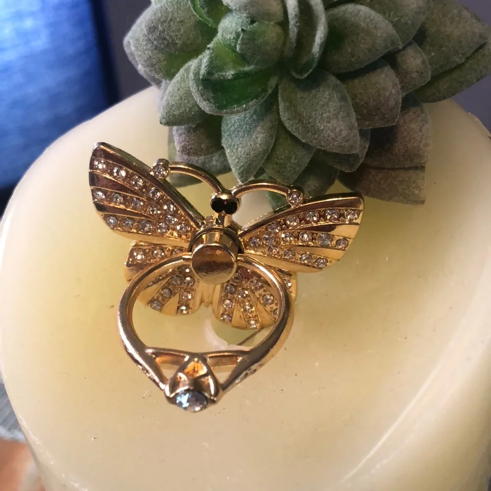 - #163 🤍NWOT Crystal Bling Butterfly Cell Phone Ring Stand Holder Grip🤍🦋